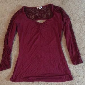 I’m selling a dress up shirt. Size small